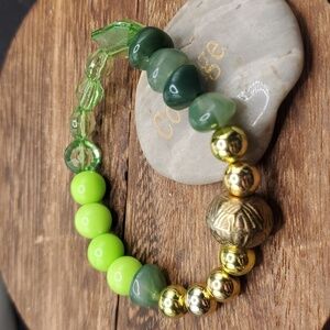 Faux jade beaded oriental bracelet‎ B0620